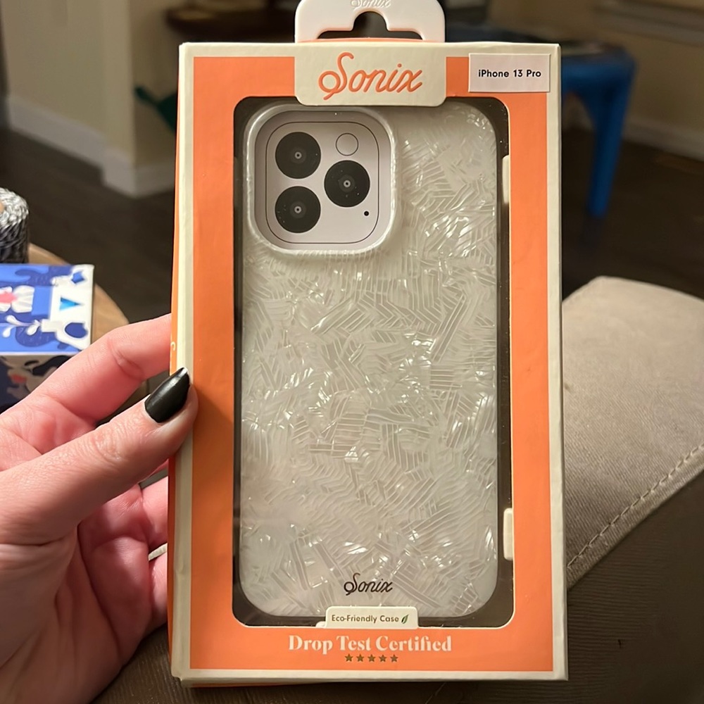 Brand new in the box Sonix  Oyster Tort iPhone 13 Pro case